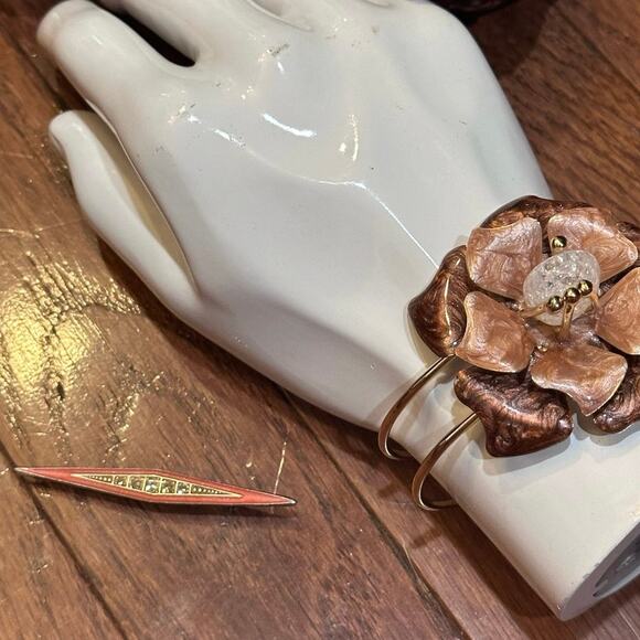 Signed Catherine Popesco Enamel Marcasite Pin Brooch French Designer Handcrafted - Picture 10 of 10